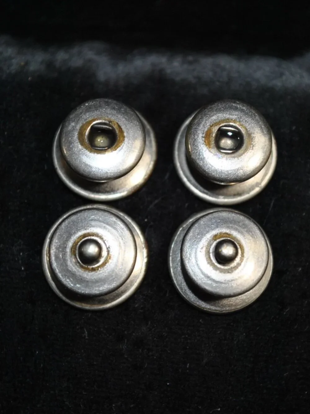 Antique/Vintage Mother of Pearl Shell Round Snap Cufflinks
